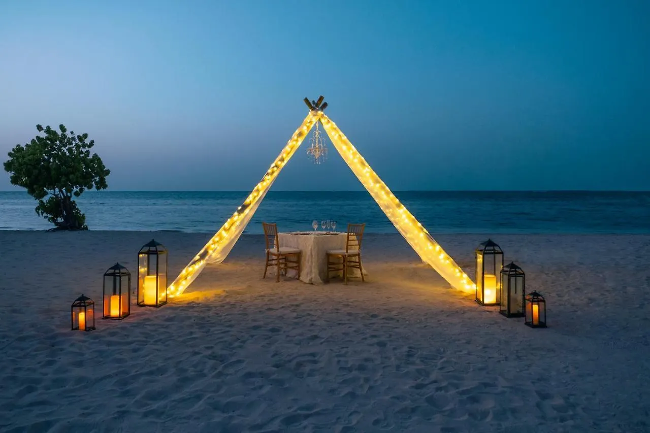 Iberostar Waves Rose Hall Beach Montego Bay 5*,  Jamajka