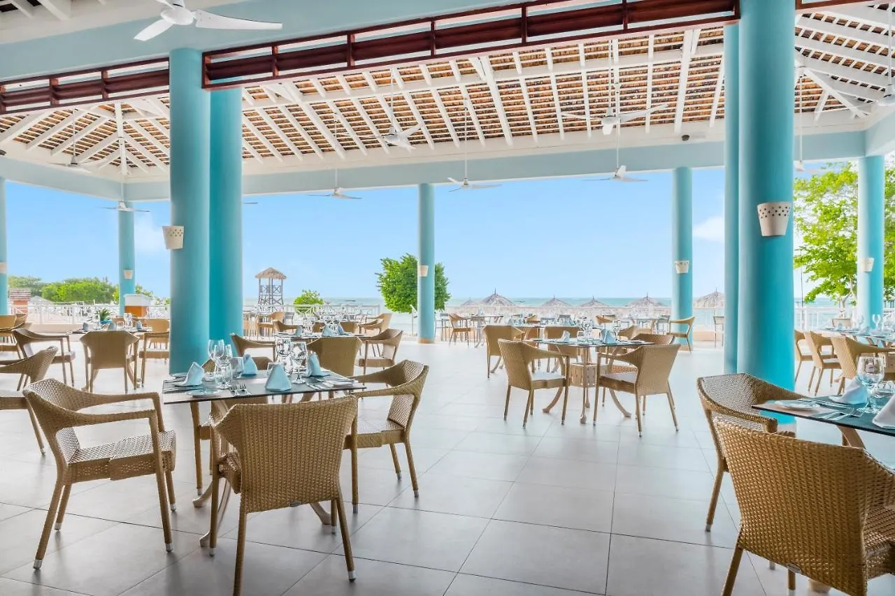 Iberostar Waves Rose Hall Beach Montego Bay