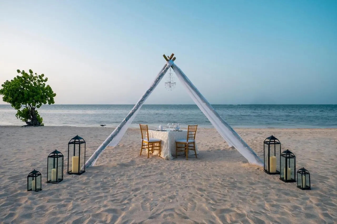 Iberostar Waves Rose Hall Beach Montego Bay