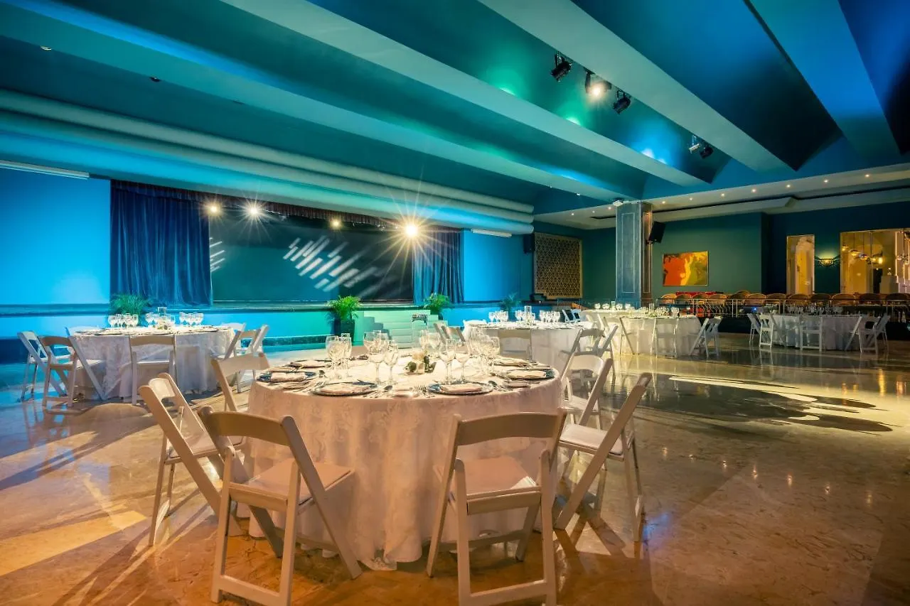 Ośrodek wypoczynkowy Iberostar Waves Rose Hall Beach Montego Bay