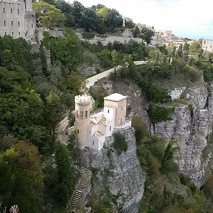 La Casa Dei Nonni , Custonaci Italia