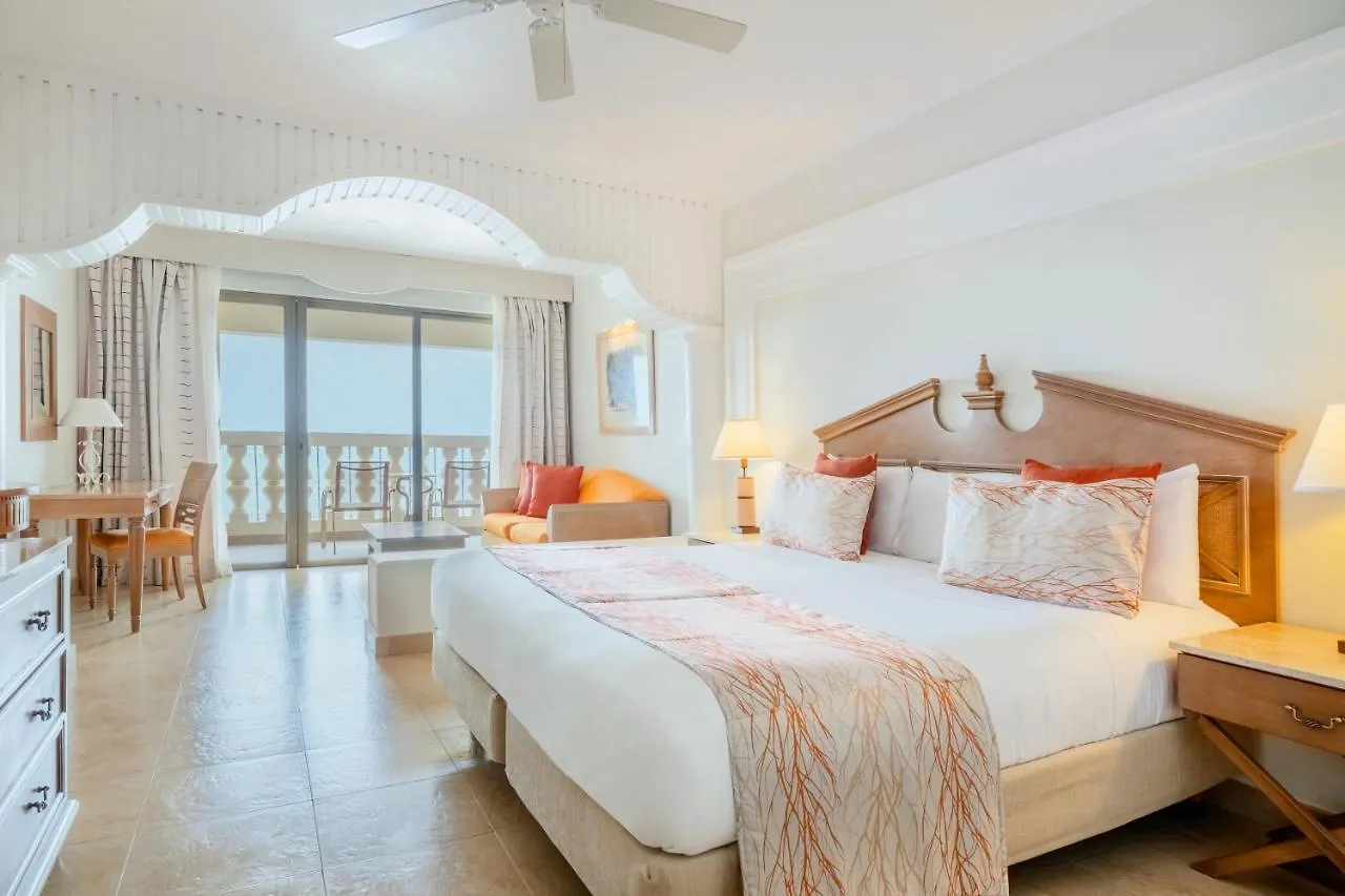 Iberostar Waves Rose Hall Beach 몬테고 베이